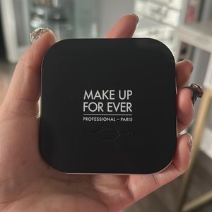 New makeup for ever powder